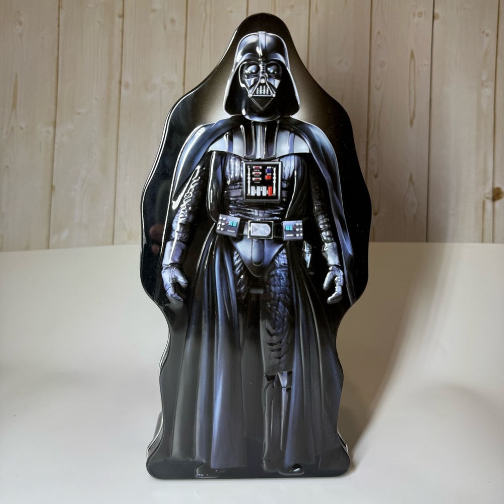 Star Wars‎ Darth Vader Shaped Tin by The Tin Box Company NWT
